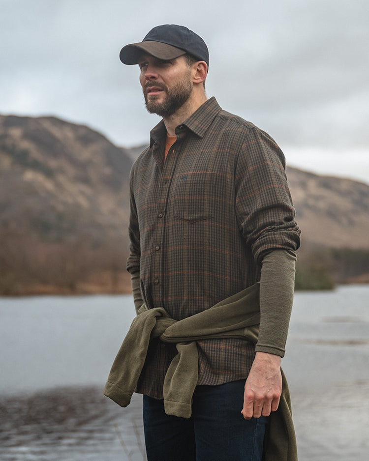 Hoggs Of Fife Harris Cotton & Wool Twill Check Shirt.