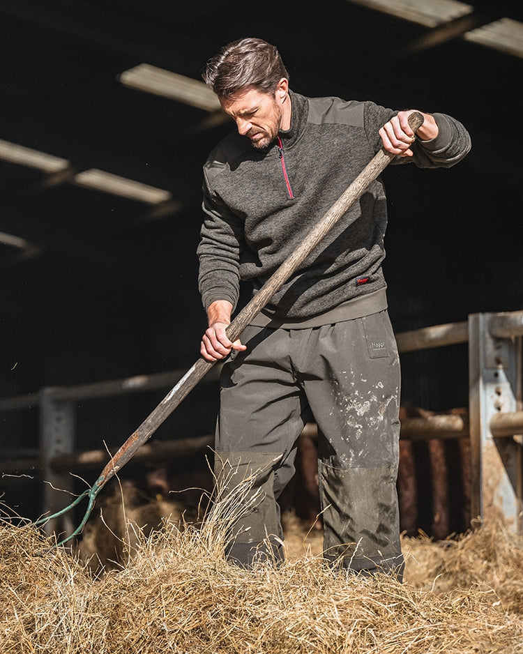 Hoggs Of Fife Green King II 1/4 Zip Knit.